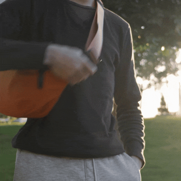 black|Secure Back Pocket